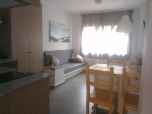Apartaments La Riera Roses Bagian luar foto