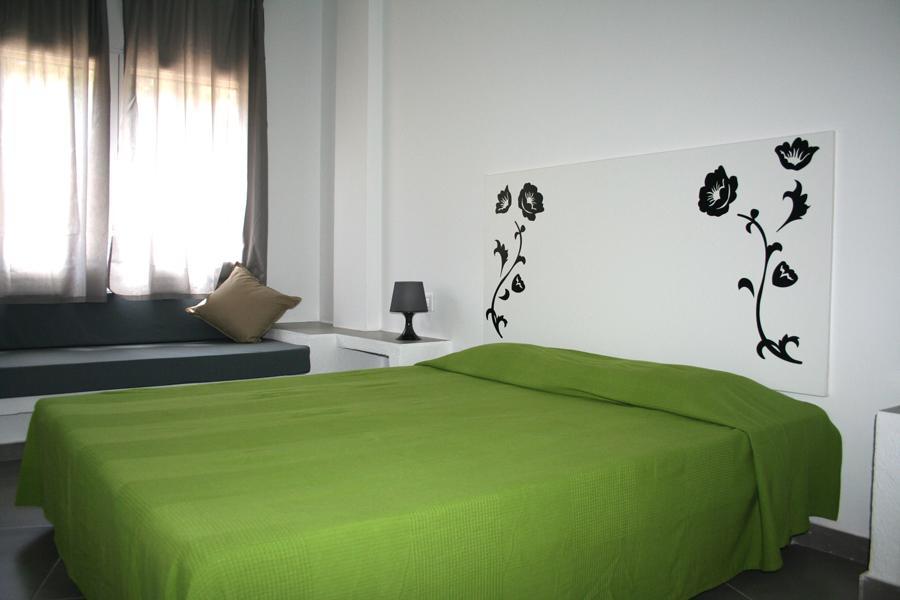 Apartaments La Riera Roses Ruang foto